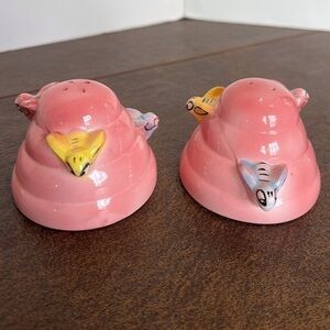 Menschik - Goldman Beehive Bees Salt and Pepper